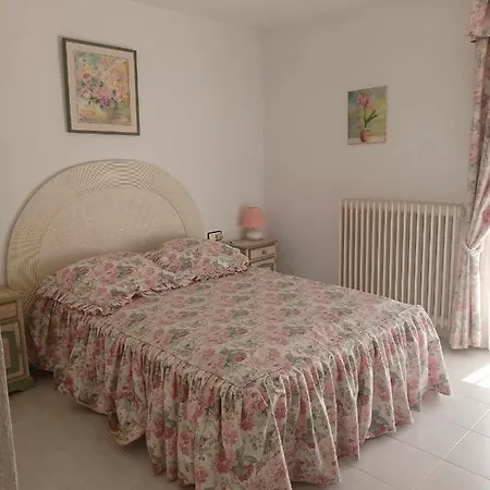 Velas 3 18 Fantastico Con Vistas Girona